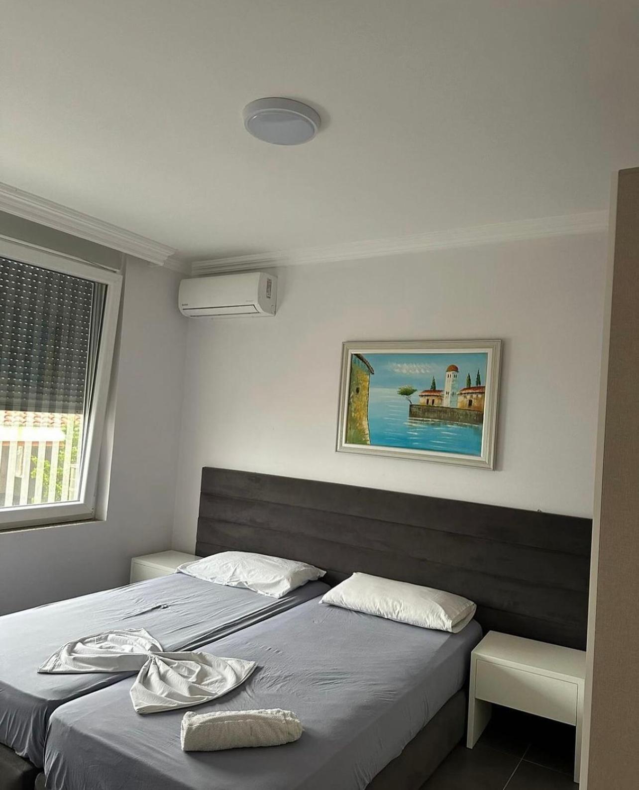 Deluxe Apartments With Balcony Shëngjin Kültér fotó